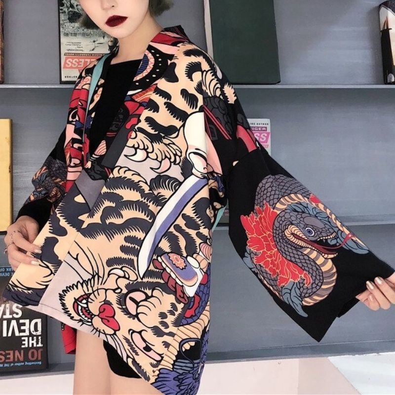 Veste kimono femme monstres japonais 2