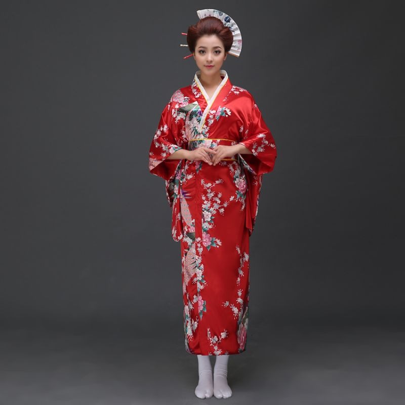 Kimono traditionnel japonais pour femme Kujaku 3