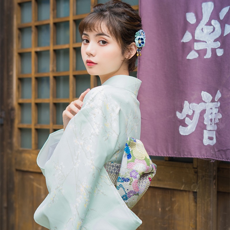 Kimono traditionnel pour femme Take 3