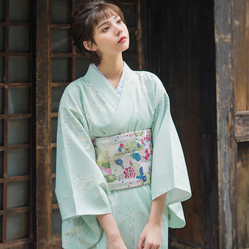 Kimono traditionnel pour femme Take 4