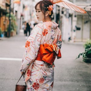 Kimono traditionnel femme sakura rouge