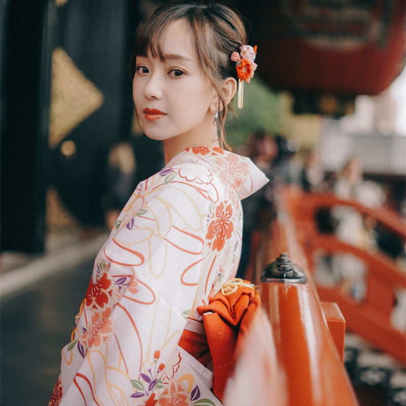 Kimono traditionnel femme sakura rouge 5