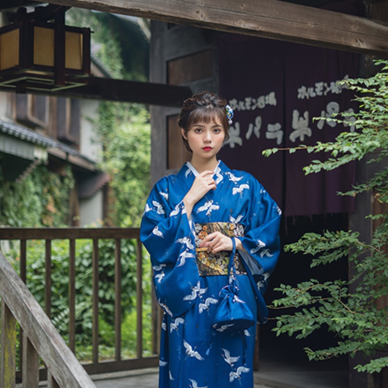 Kimono traditionnel japonais femme Tsuru 5
